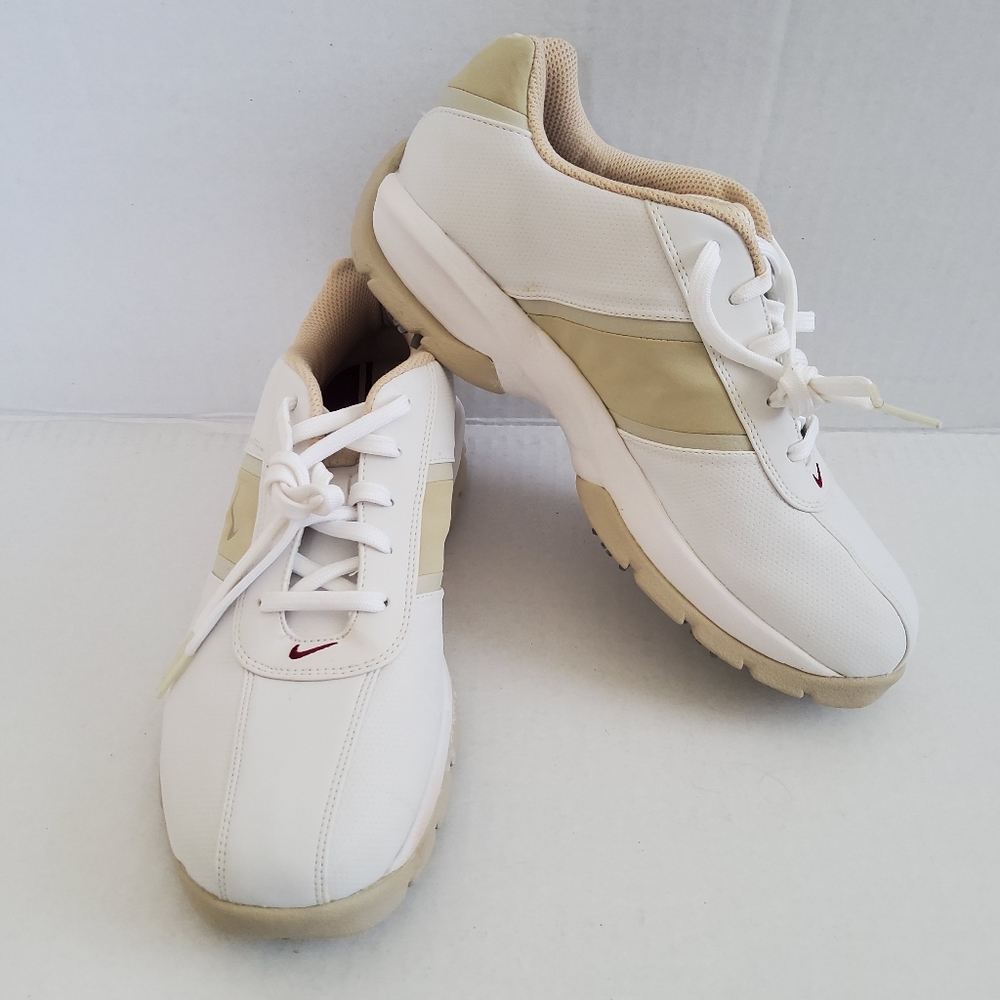 Nike Women's SP 3 Saddle Golf Shoe NWOT